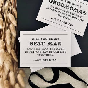 Carte postale pour mariage seras-tu mon homme d'honneur, cadeau de mariage souvenir souvenir pour homme, cadeau boîte aux lettres Usher personnalisé pour lui | Planifiez l'enterrement de vie de garçon