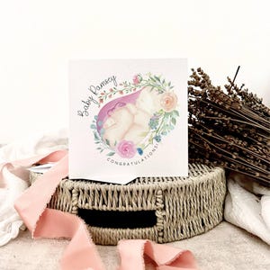 Cartão floral personalizado para recém-nascido | Cartão com nome personalizado para recém-nascido, Cartão de boas-vindas, Cartão de chá de bebê, Cartão de parabéns feito à mão para recém-nascido