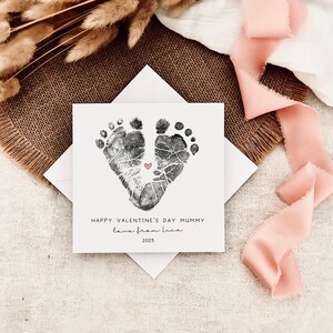 Biglietto di San Valentino per la mamma - Impronta del piede del bambino personalizzata e ricordo del nome per la mamma, regalo speciale per la tata, per la zia del bambino, regalo per lei
