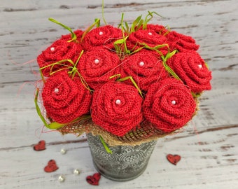 Rustic red flowers bouquet, burlap flowers, red roses, burlap red roses, flowers gift for mum, burlap roses bouquet, farmhouse burlap decor