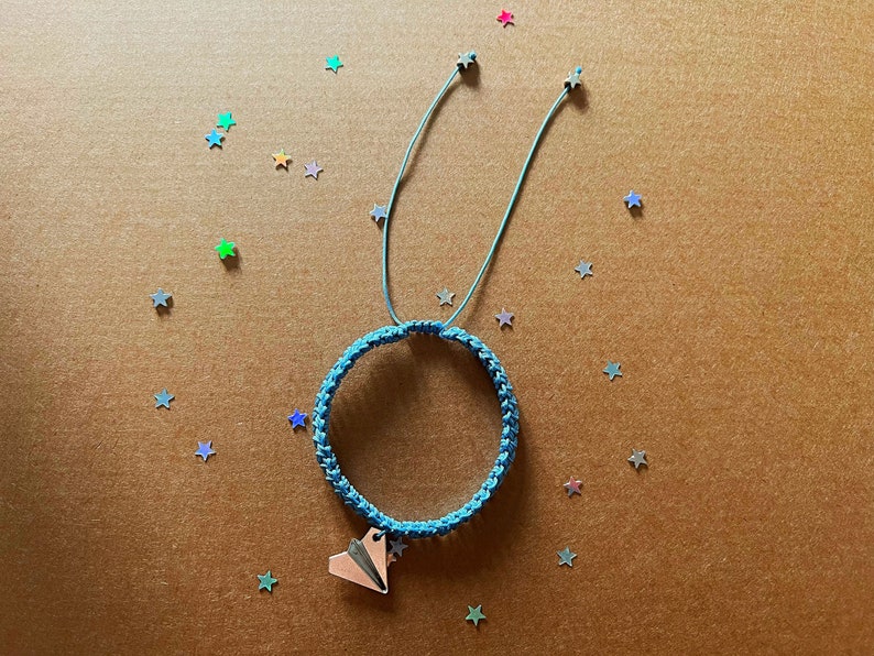 Taylor Swift 1989 Two Paper Airplanes Flying Out of the - Etsy