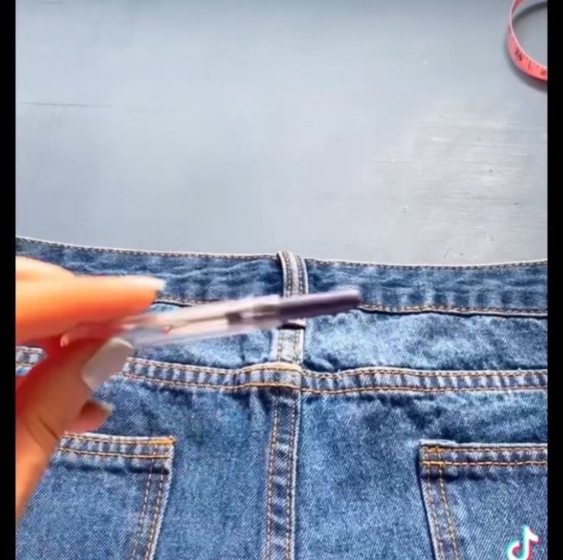 ALTERATIONS / Jeans / Waist Band Alterations / Take in Your Jeans