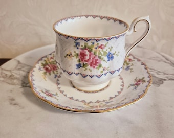 ロイヤルアルバート「プチポイント」3ピースヴィンテージティーセット