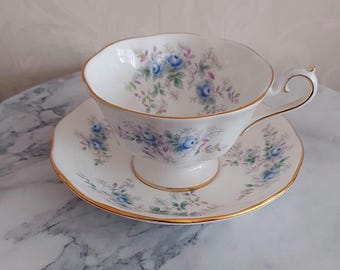 Royal Albert ' Berkeley' 21 Piece Tea Set, Fine English Bone China