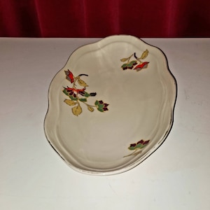 Very rare serving bowl of Pirkenhammer czechoslovakia modell Carlsbad vintage 20s painted with special colored flowers