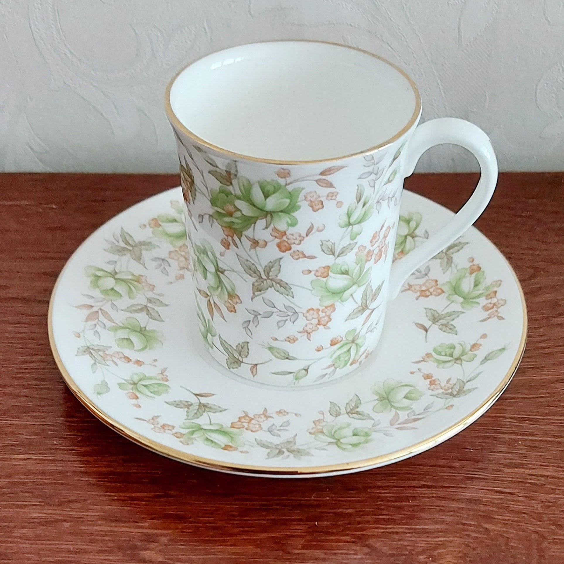 Royal Albert Rose Chintz UK