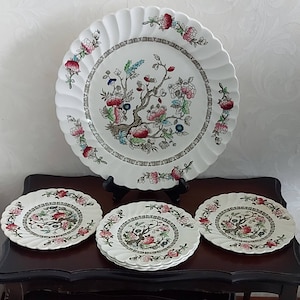 Pastry set consisting of 1 pastry bowl and 5 pastry plates from Myott Fine Staffordshire Ware INDIAN TREE Made in England vintage 50s