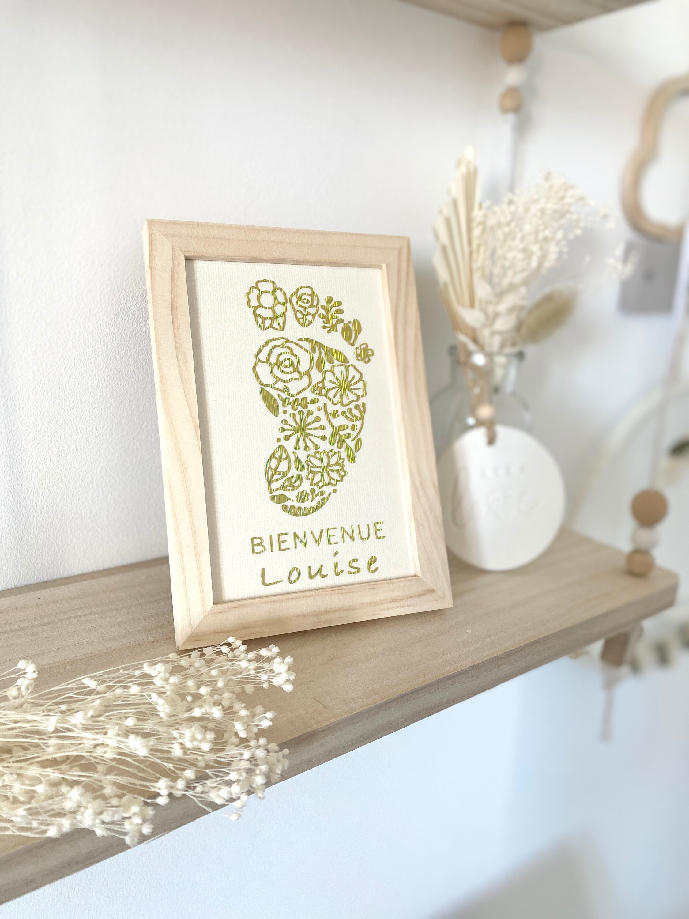 Cadre en Bois Personnalisé avec Le Prénom de Bébé Pour La Décoration Chambre ou Cadeau Naissance Fil