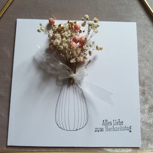 Karte mit Trockenblumen -Geschenkkarte- Karte - Kraftpapierkarte - Geburtstagskarte - Hochzeitskarte  - Happy Birthday