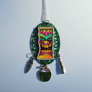 Tiki bar necklace best sale