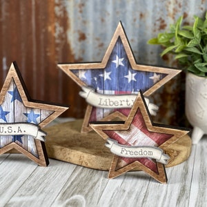 Étoiles encadrées du 4 juillet, gardienne d'étagère, autonome, 3 tailles, téléchargement numérique ferme SVG pour Glowforge ou laser, pas un article physique