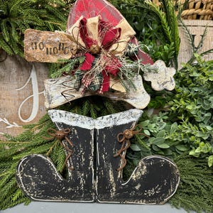 Bonnet et bottes de père Noël, gardienne d'étagère de Noël, téléchargement numérique ferme SVG pour Glowforge ou laser, pas un article physique