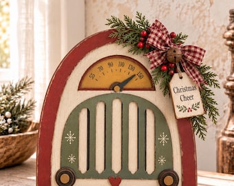 Old Fashioned Radio SVG: Christmas Door Hanger (Digital Download)