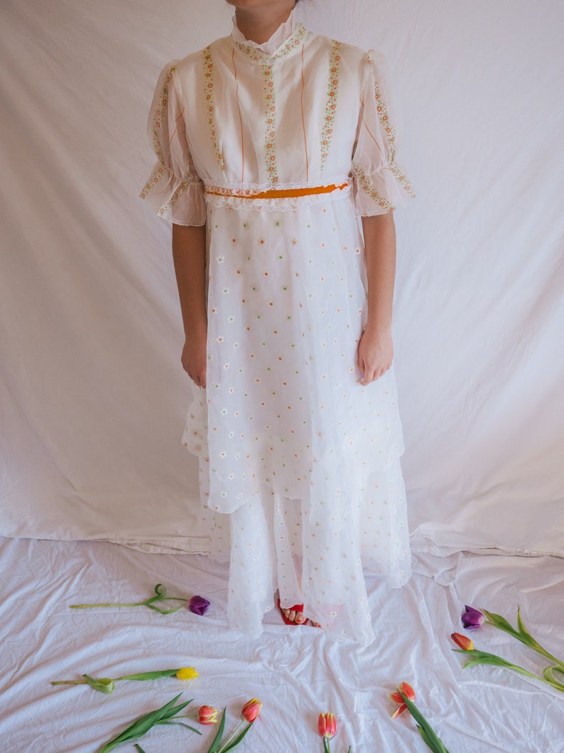 1970s White Floral Dress, Empire Waist, The Clementine image 2