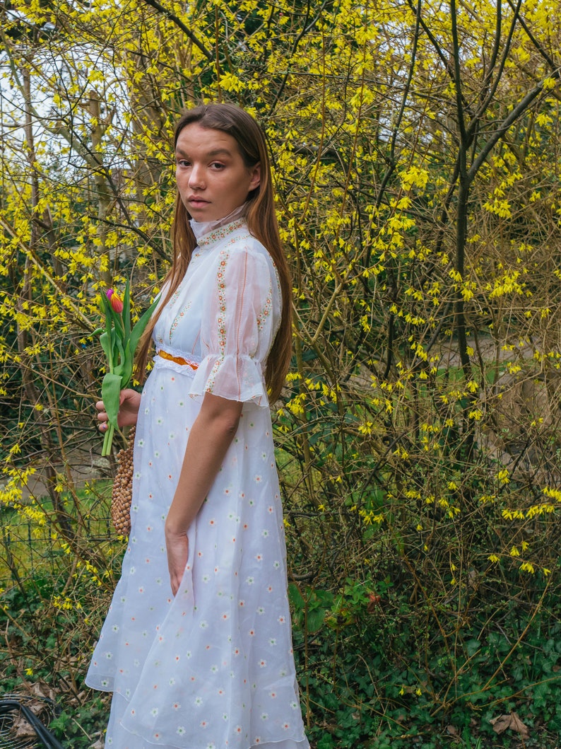 1970s White Floral Dress, Empire Waist, The Clementine image 4