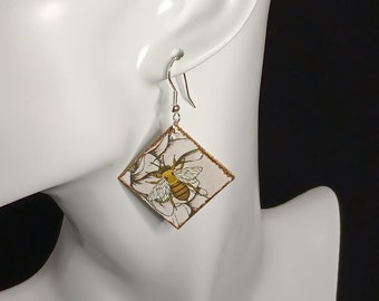 Bumble Bee Earrings, Lightweight, Gold Edge... Card Front - Plastic Backing .. 1 inch Diamond Shape