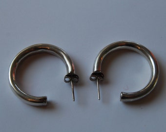 Boucles d’oreilles Sterling Silver Hoop, Balinais fabriqués à la main, 925 Sterling Silver, Boucles d’oreilles de tous les jours, Bali