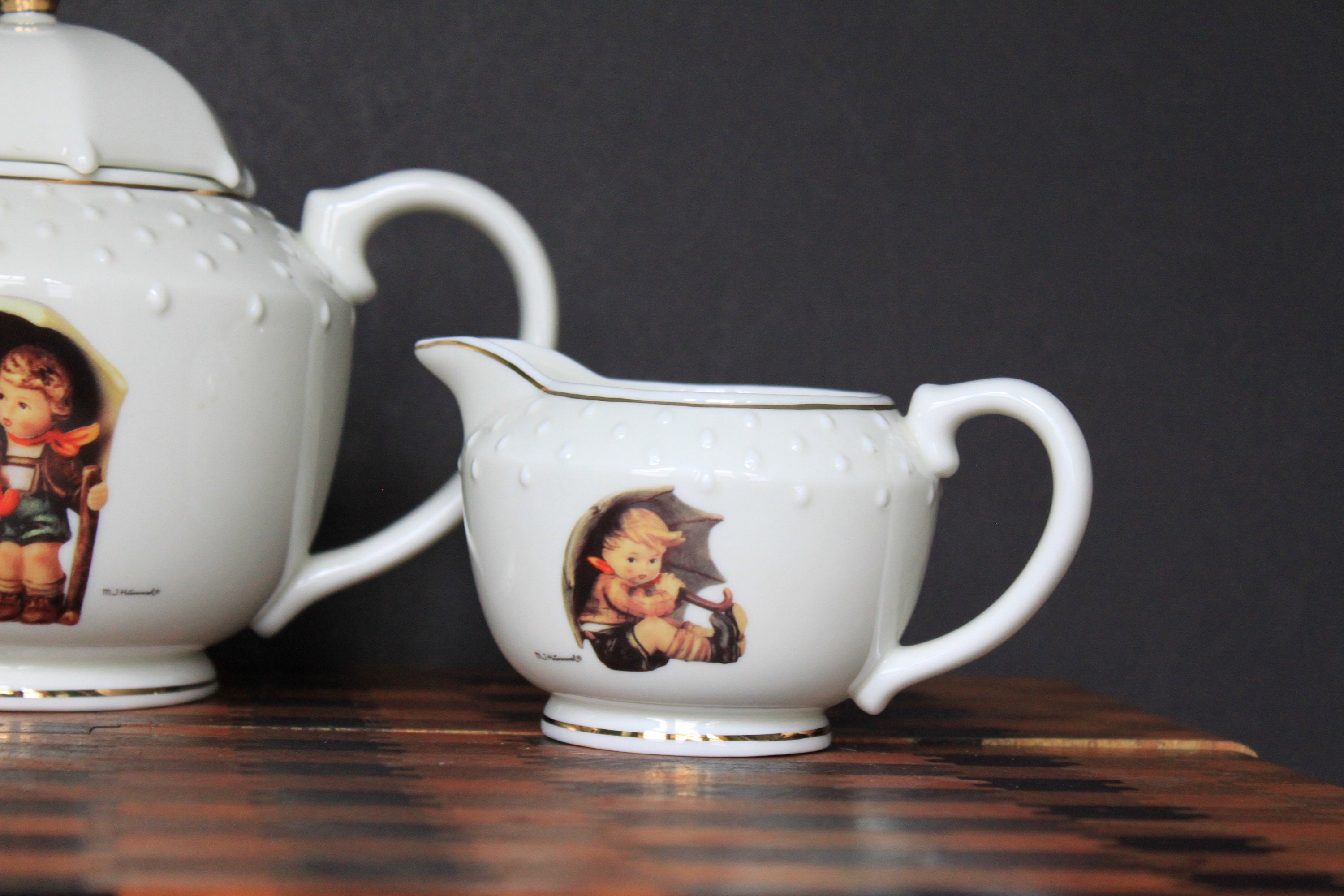 ソースパン・ポトルセット　ベージュ Danbury Mint Hummel Tea Set for Vintage Kitchen Decor. 5