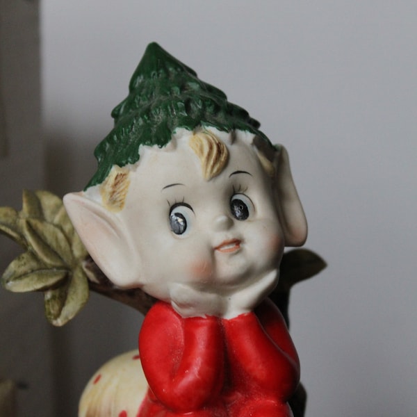 Vintage Pixie Elf Music Box. Knee Hugger, Plays Dashing Through The Snow, SLOW TUNE, Berman & Anderson, Original Box, Grandmacore Christmas.