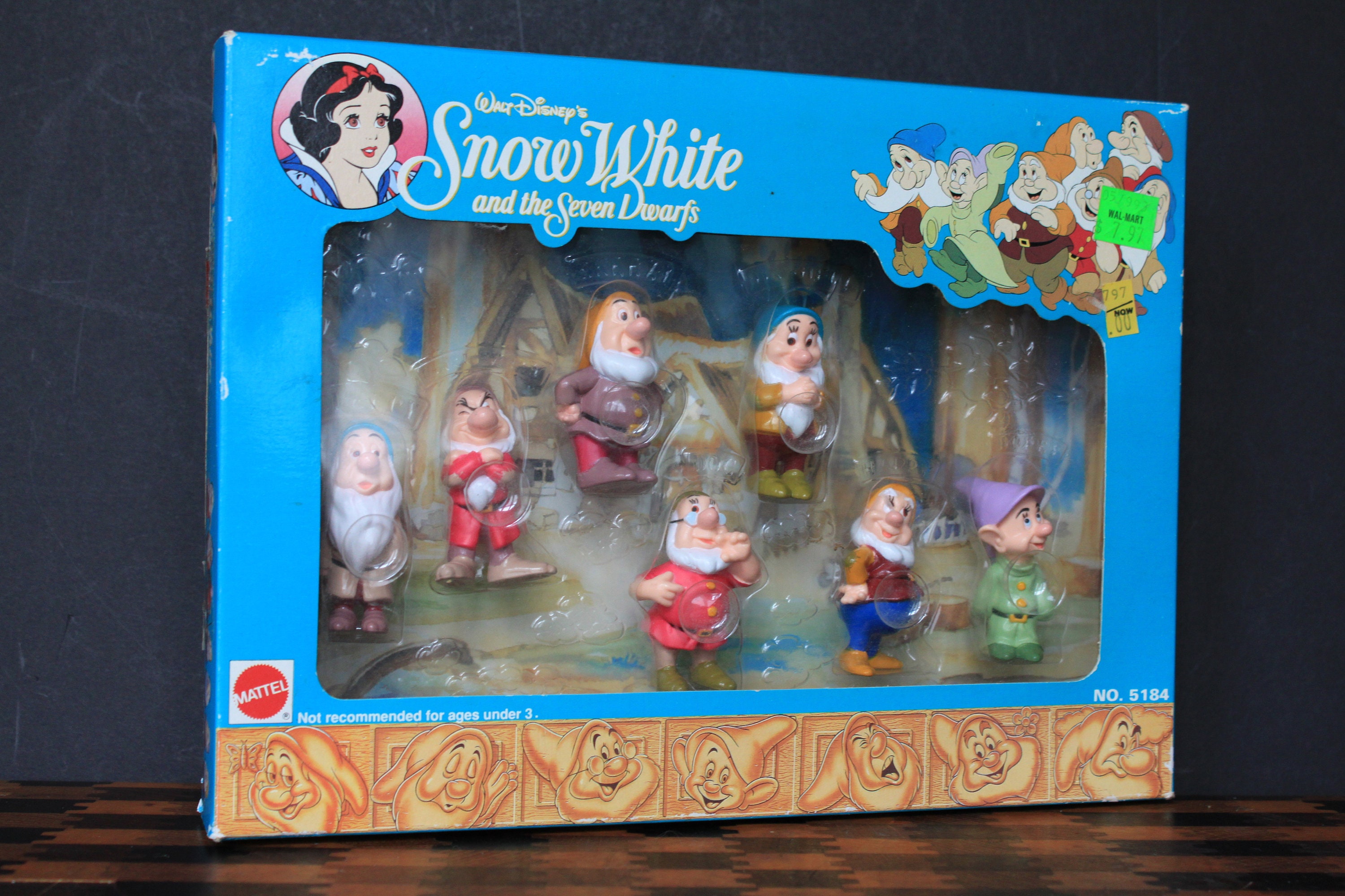 Vintage Snow White Dwarf Toys. Disneys Snow White and the Seven