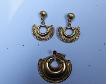 Vintage Tribal Nose Ring Earrings And Pendant Set. Gold Tone Metal, Exotic Grandmacore Accessory, Housewarming, Hostess, Collector Gift.