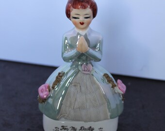 Vintage For My Daily Prayers Ceramic Figurine Rosary Holder. Excellent Condition, Kitschy Grandmacore Vanity Decor, Housewarming, Host Gift