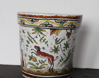 Vintage Conimbriga Pottery Wall Pocket. Hunting Dog, Leaves, Flowers, Hand Painted In Portugal, MINT Condition, Succulent Planter, Collector