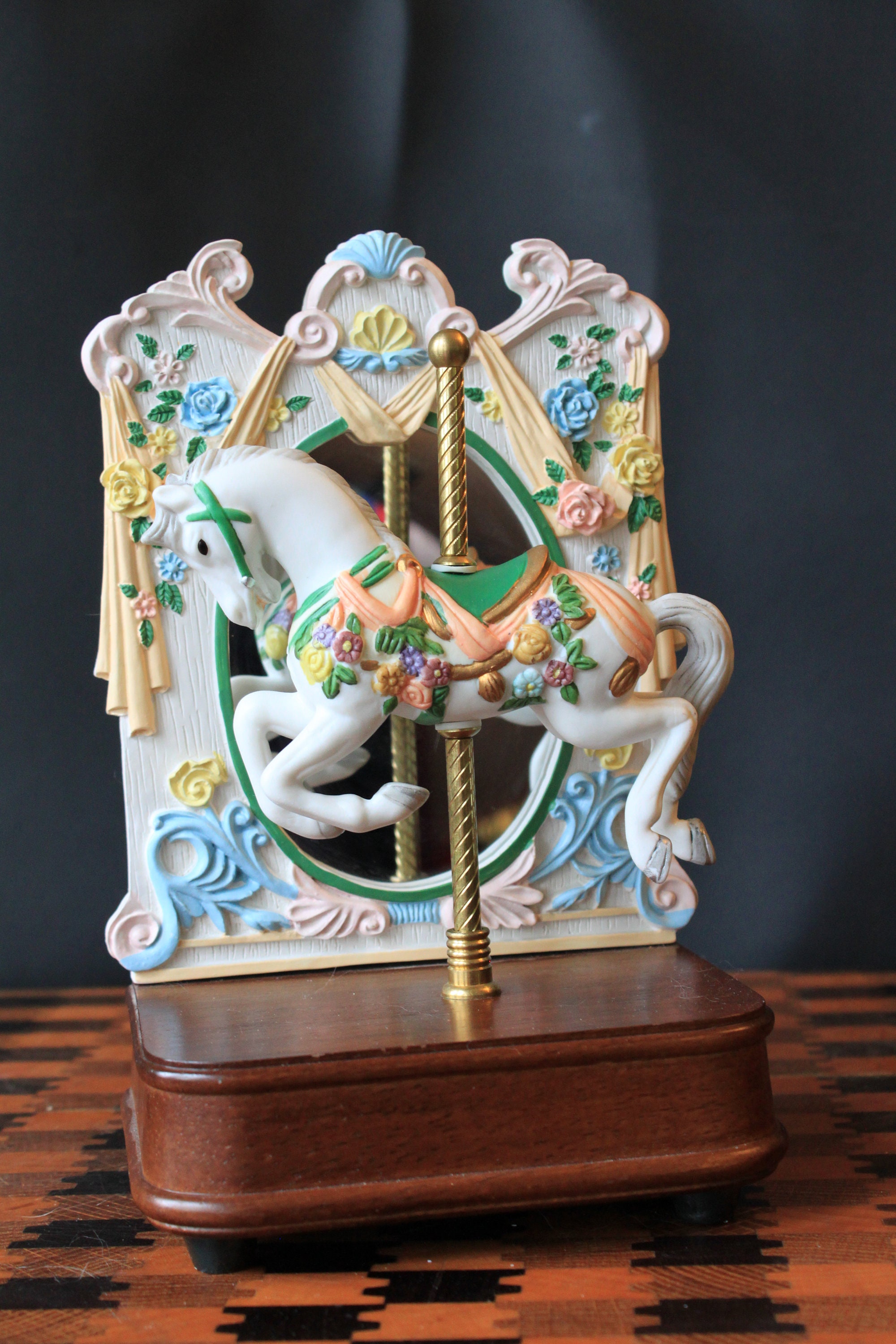 Carousel Horse Music Box for Vintage Mantel Dresser Vanity Etsy UK