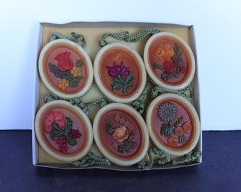 Vintage Flower Wax Pomanders. Set Of 6, Oval Shape, NO SMELL, Made In Hong Kong, Cottagecore Wall Hanging Decor, Grandmacore, Rare, HTF.