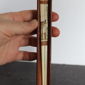 Vintage Japanese Hair Picks. White Set. Wooden Box, Sliding Lid, NOS, Oriental Gift For A Collector, Pagoda Design, Unique Hostess Gift.