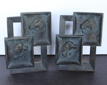 serre-livres vintage pour chien et cheval. Syroco, bleu foncé, noir, chasse au renard, décoration de cheminée rustique grand-mère, pendaison de crémaillère, cadeau d'hôtesse.