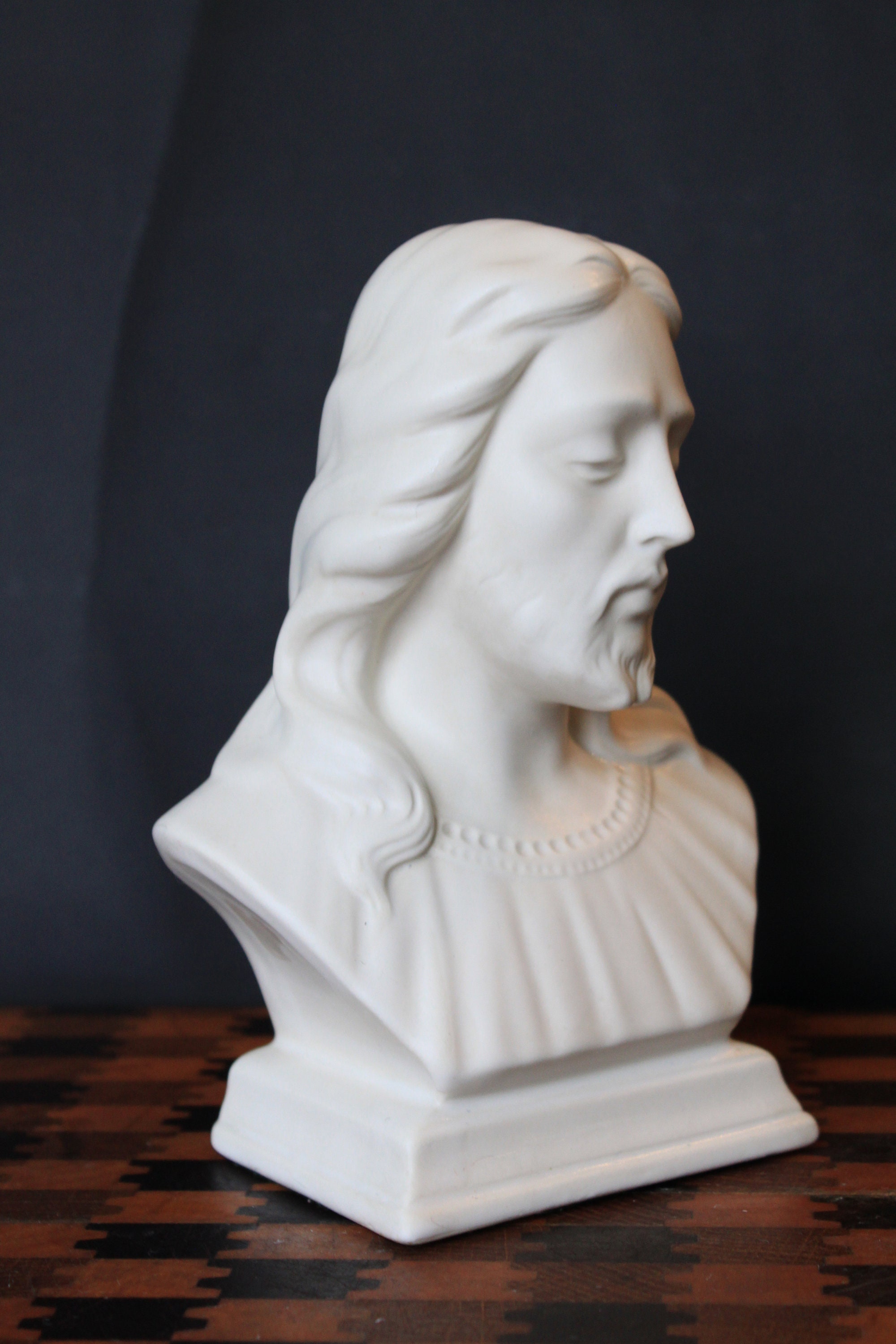 Jesus Bust Ceramic Statue for Vintage Religious Mantel Decor. Etsy Canada