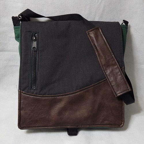 The Emind messenger bag - Forest Green duck canvas shoulder bag, gift for student, father, mother, boyfriend, shops or girlfriend