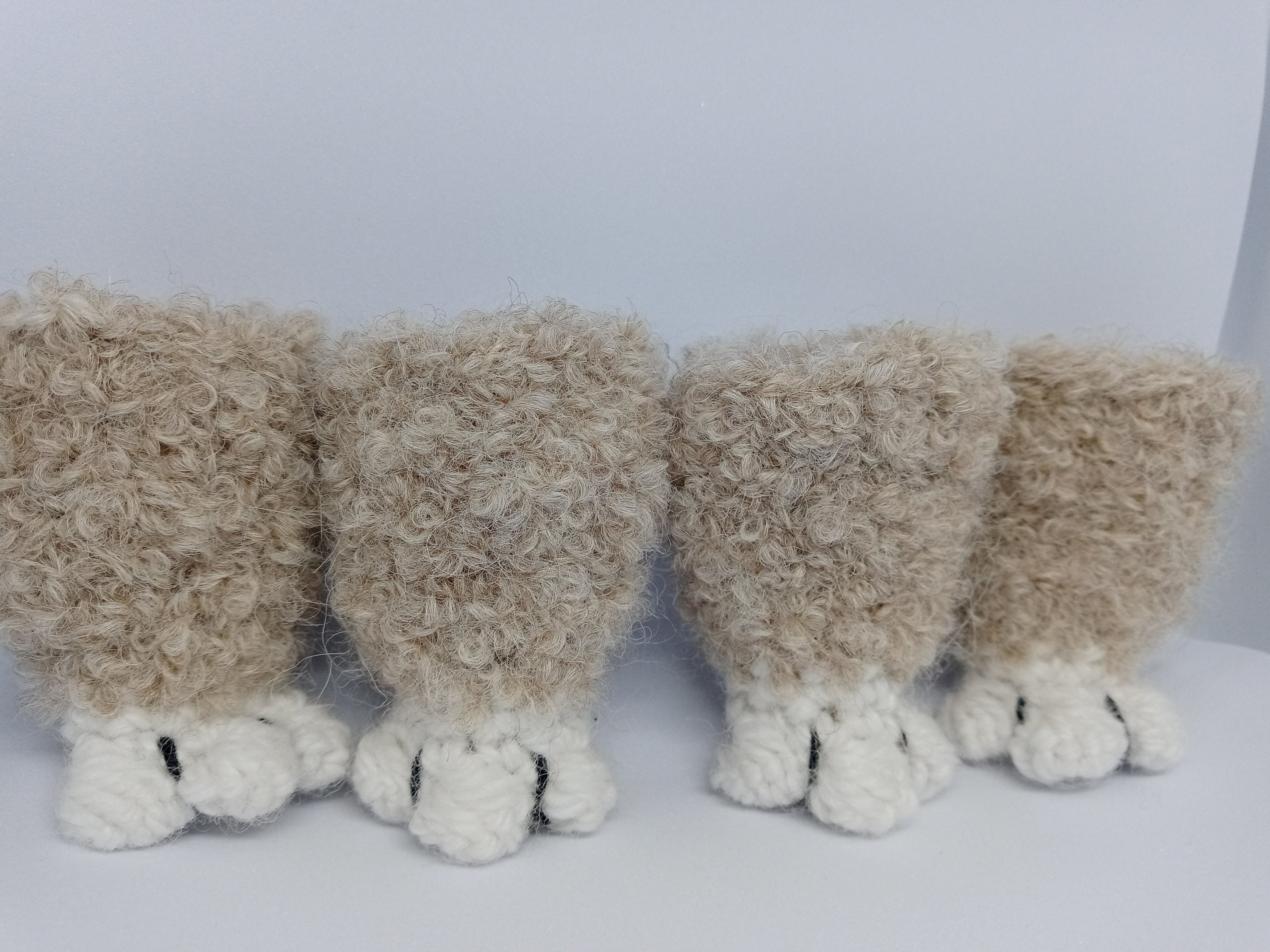 Cute 2024 fuzzy chairs