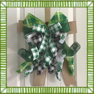 St. Patrick&#39;s Day Bow, St. Patricks Day Wreath, St. Pattys Day Decoration, Green Shamrock Bow, St. Paddy&#39;s Lantern Bow, Door Hanger Bow