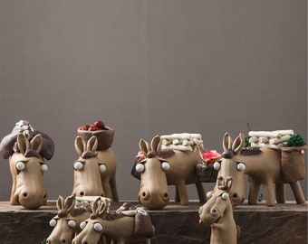 Original handmade donkey ornaments Tea pet Ceramic sculpture Creative birthday gift Office furnishings