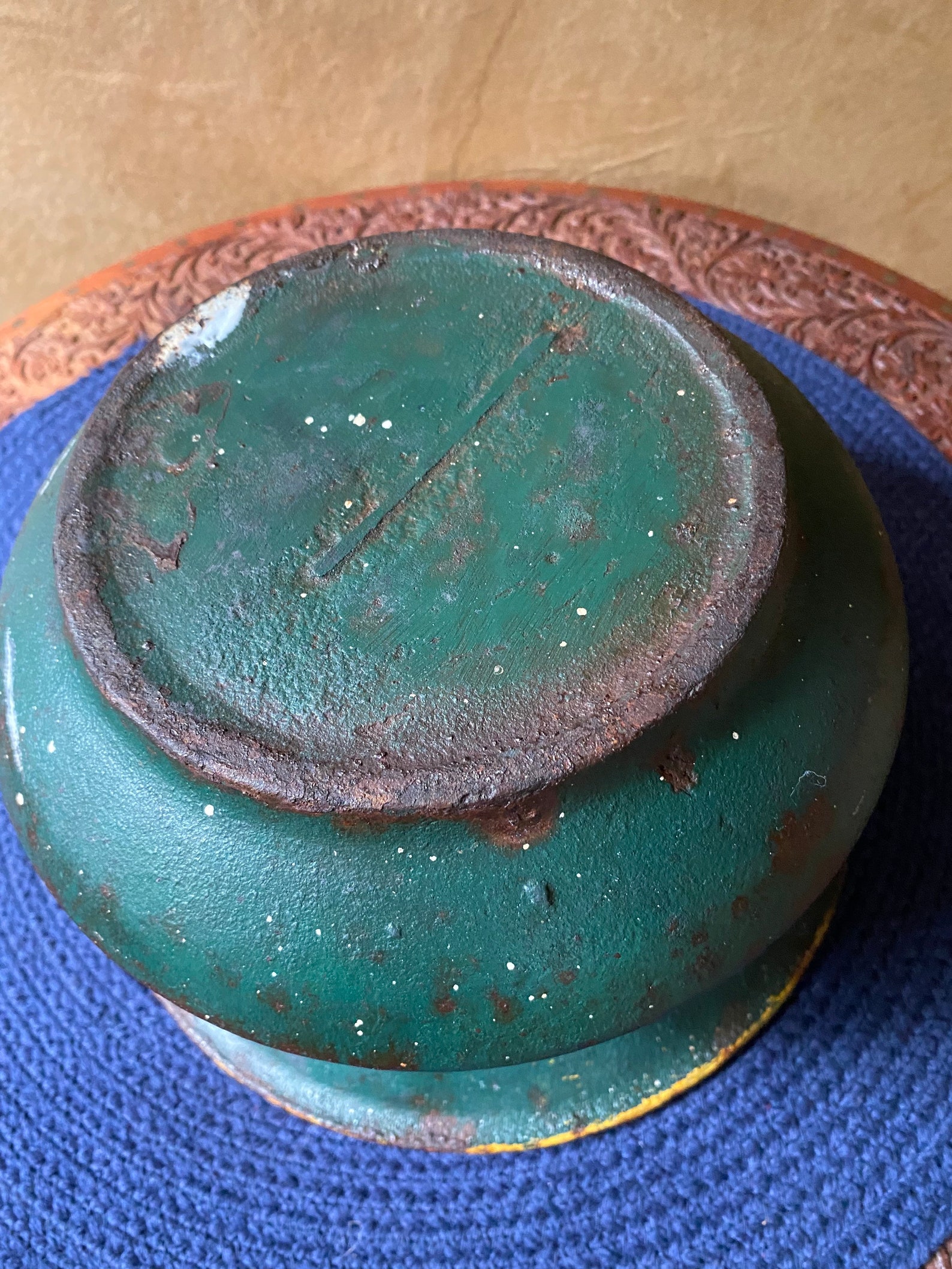 Vintage Cast Iron Spittoon Etsy