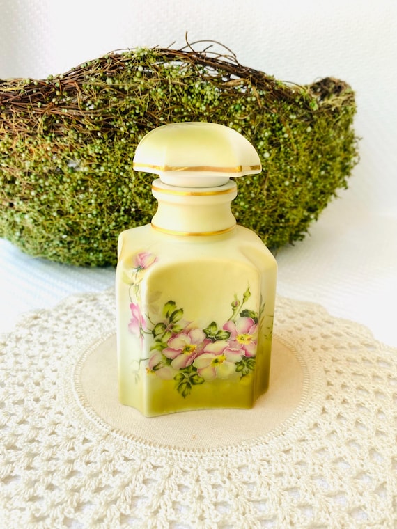Nippon Hand Painted Porcelain Dresser Jar/ Perfume Bottle