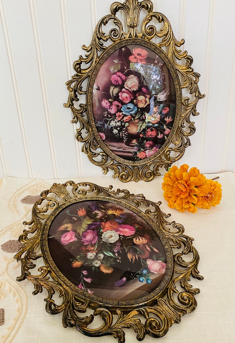 Pair of Oval Framed Floral Prints in Convex Glass Made in Italy - Etsy