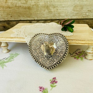 Vintage Ring Holder/ Silver Plated Etched Heart Shaped Ring Holder