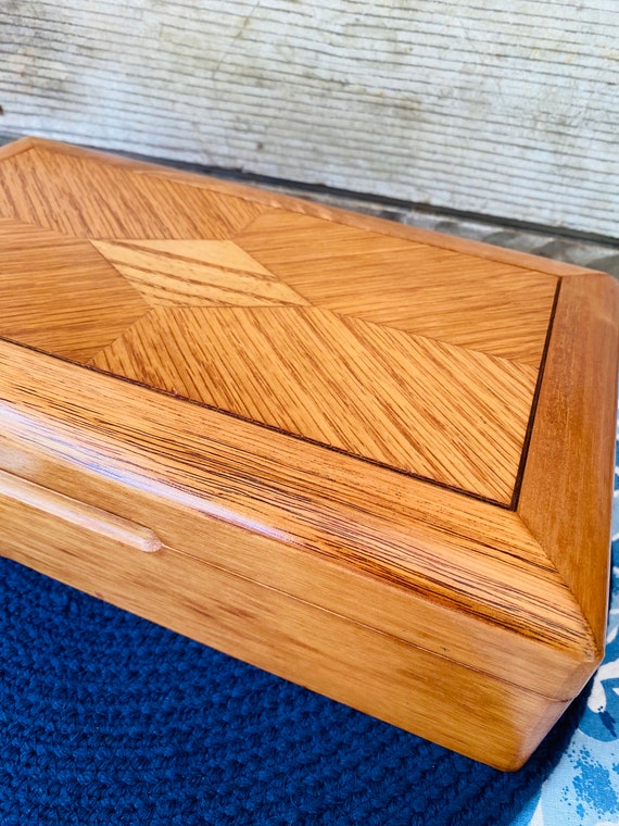 Oak Inlayed Wooden Jewelry Box w/ Tray - image 3