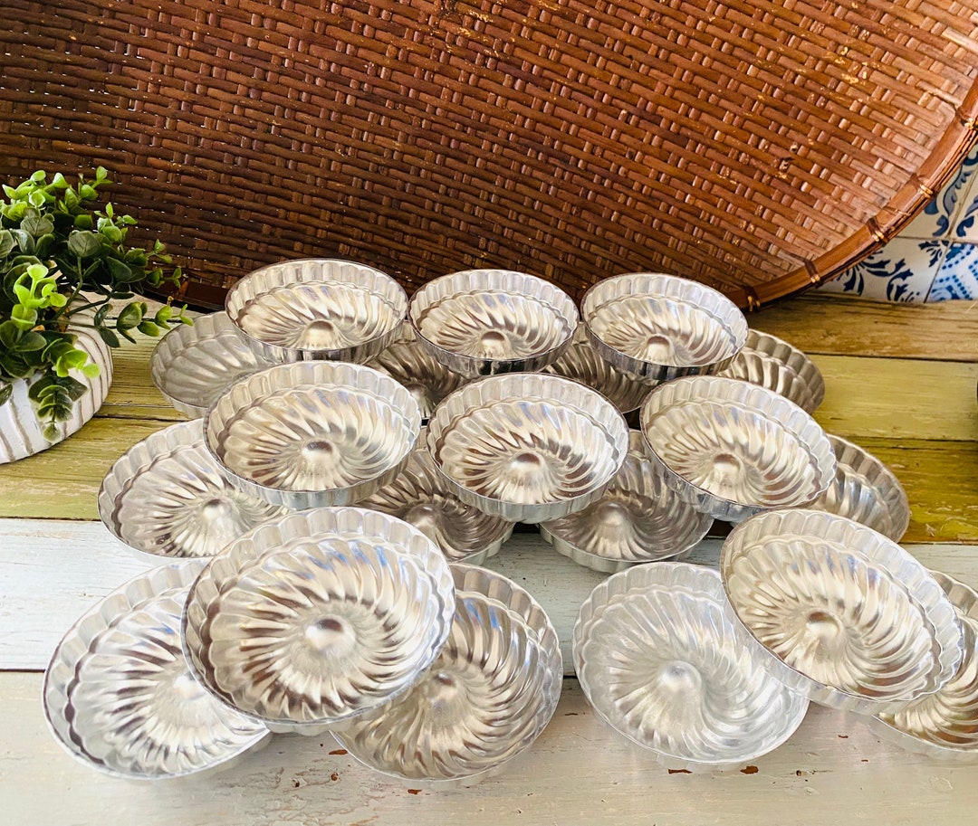 Vintage Set of 21 Mini Pie Tins/ Tart Tins/ Brioche Tins Etsy