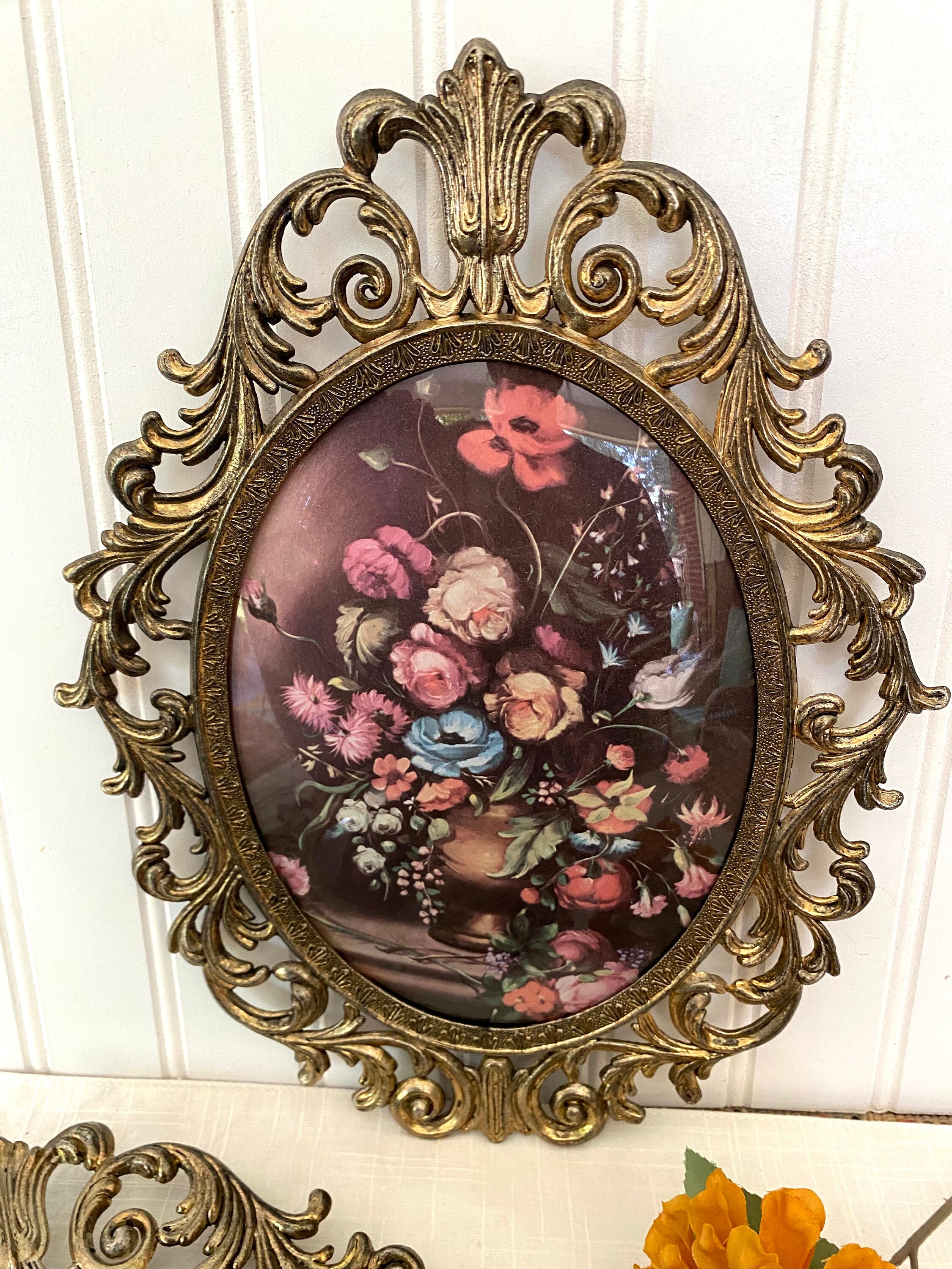 Pair of Oval Framed Floral Prints in Convex Glass Made in Italy - Etsy