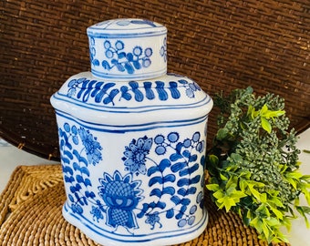 Vintage Blue & White Chinese Hand Painted Ginger Jar