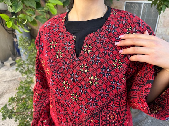 Vintage Palestinian Tatreez Thobes - Handwoven Embroidered Women Dress