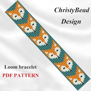 Puede incluir: Un patrón PDF de pulsera de telar con un diseño repetido de zorros naranjas y blancos sobre un fondo turquesa. El texto "ChristyBead Design" es visible. El texto "Loom bracelet PDF PATTERN" está en la parte inferior.