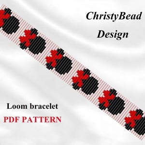 Peut inclure: Un patron PDF pour un bracelet de métier à tisser. Le motif présente un motif répétitif de formes noires et rouges sur un fond rayé rose clair et blanc. Le texte "ChristyBead Design" est en haut et "Loom bracelet PDF PATTERN" en bas.