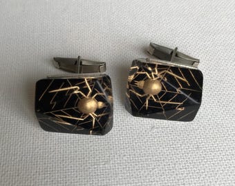 Gotische Manschettenknöpfe in Spinnenform Schwarze Manschettenknöpfe mit einer goldenen Spinne Vintage-Spinne
