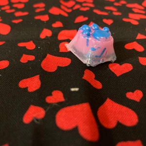 Pink and blue Pawprint keycap