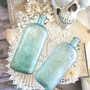 x2 1800&#39;s Aqua APOTHECARY Bottles * Set of Antique Glass Medicine Bottles * Fantastic Display Pieces!